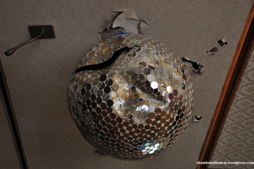 https://abandonedkansai.files.wordpress.com/2012/11/damaged-disco-ball.jpg?w=848